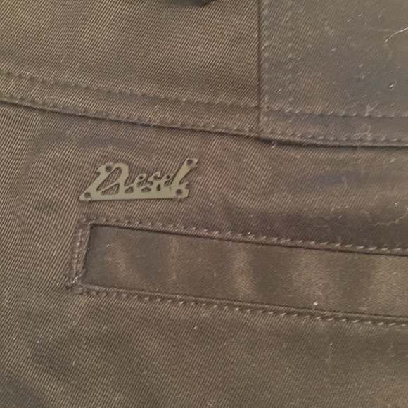 Diesel front buttoned shorts with buckle detail in the back. - Picture 5 of 8